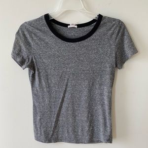Simple and cute gray shirt
